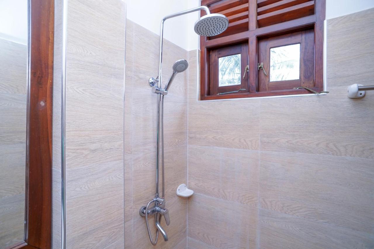 מיריסה Surf Sea Breeze Apartments מראה חיצוני תמונה