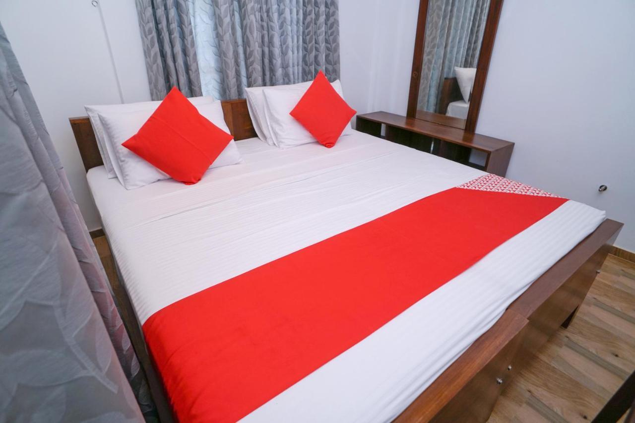 מיריסה Surf Sea Breeze Apartments מראה חיצוני תמונה