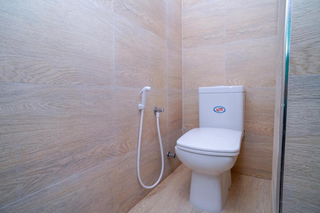 מיריסה Surf Sea Breeze Apartments מראה חיצוני תמונה